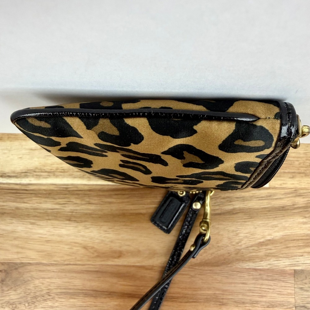Coach Leopard Print Canvas Wristlet Gold Horse Carriage Logo Brown Black Small - Picture 6 of 7